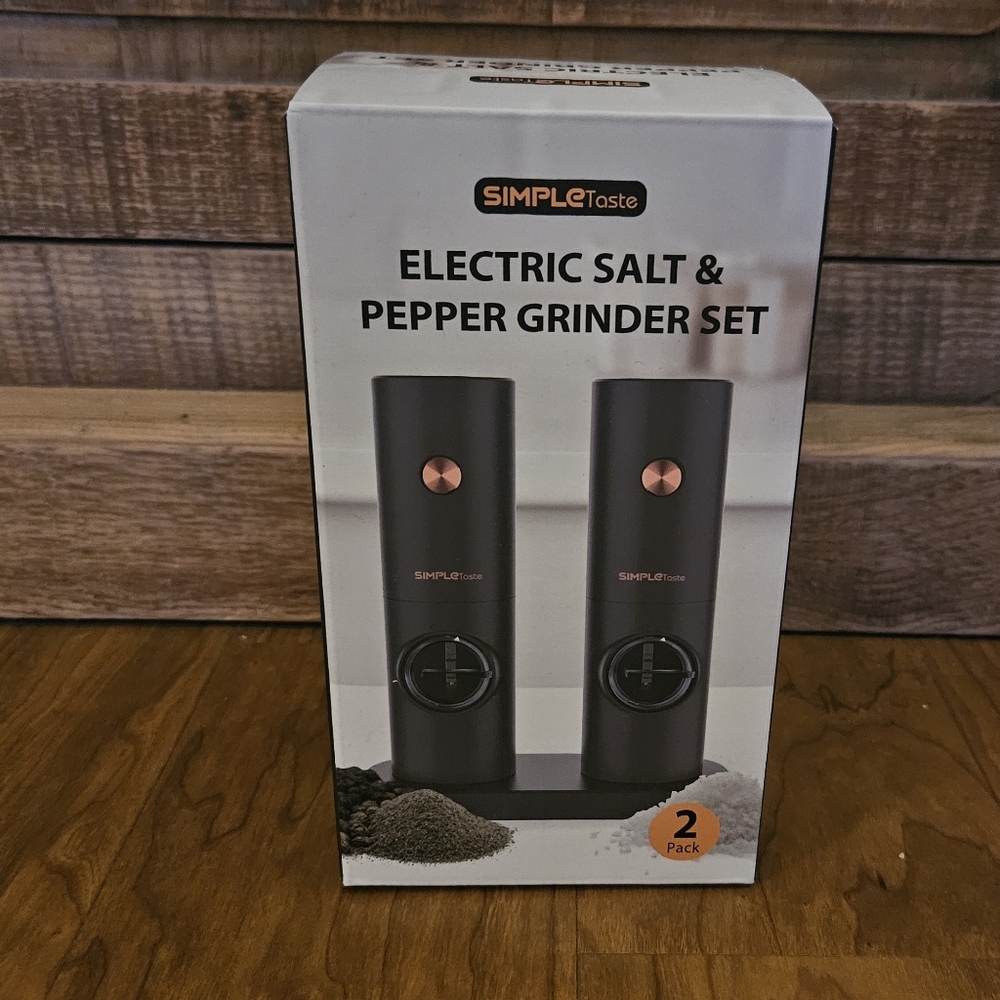SimpleTaste Electric Salt & Pepper Grinder Set